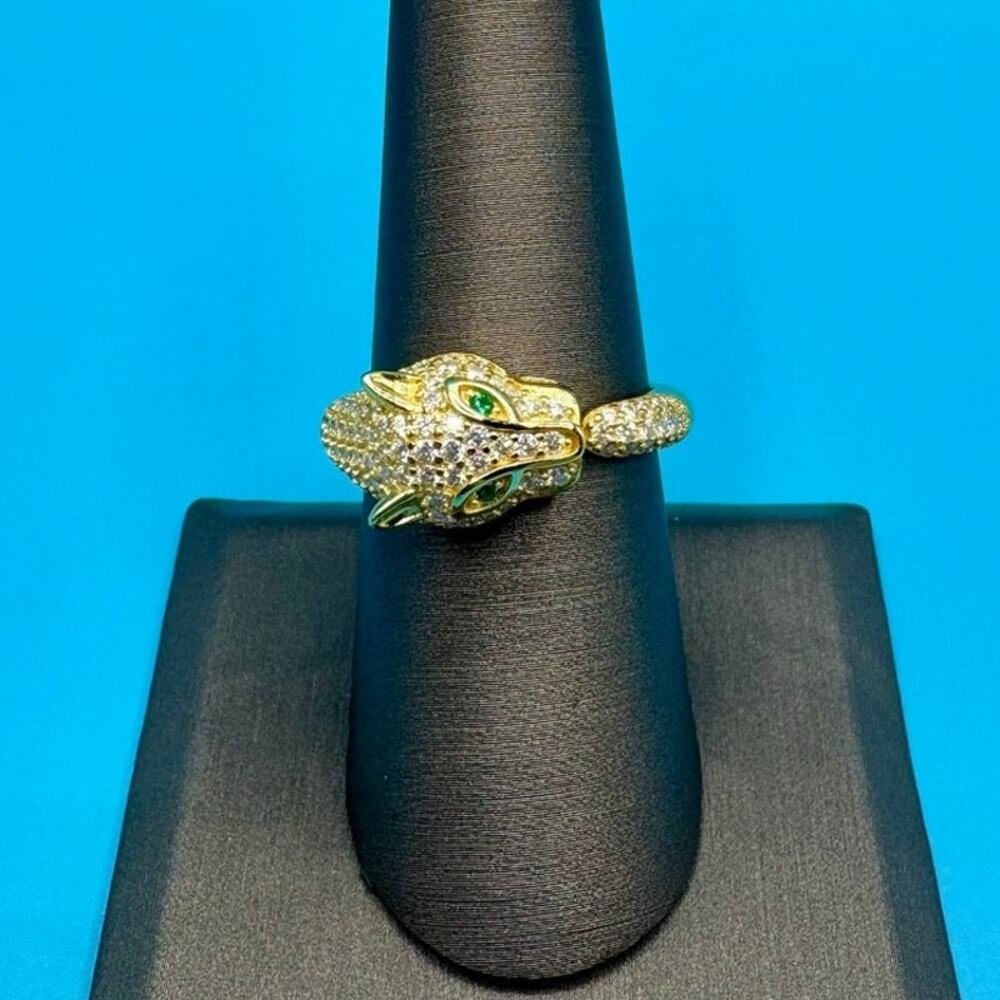 Sz 7.5 -Cougar Moissanite Ring in Gold over 925 Stamped - NEW - Picture 3 of 9